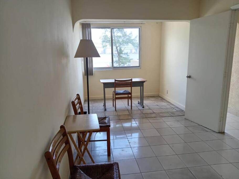 Departamento Con Balcon Amplio Apartamento