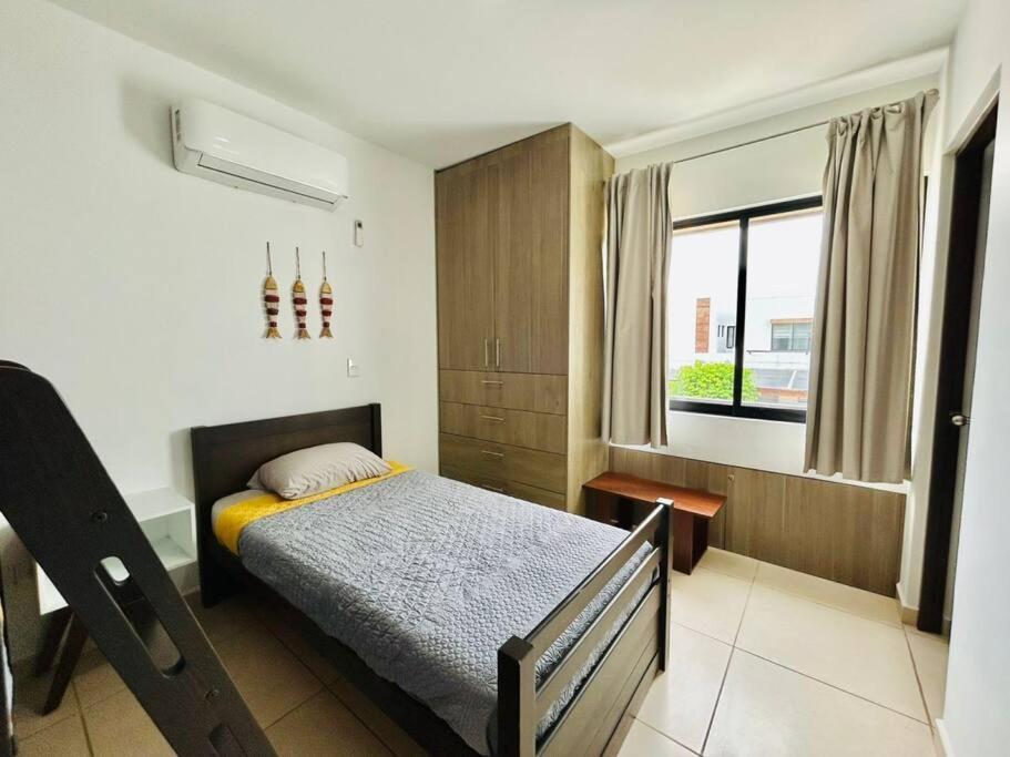 Apartamento Casa En Privada Cerca De La Playa Y La Marina Mazatlán