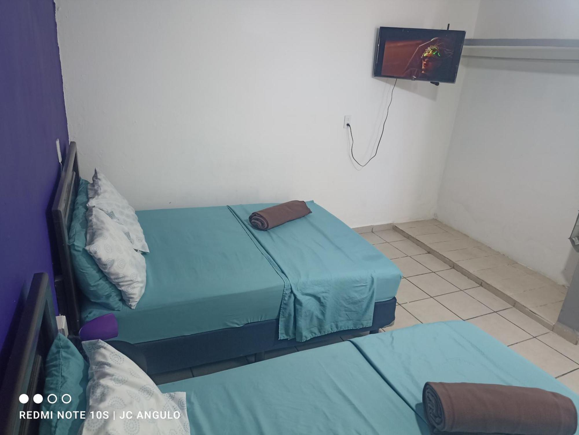 Apartamento Casa Sencilla, Primer Piso Bien Ubicada *