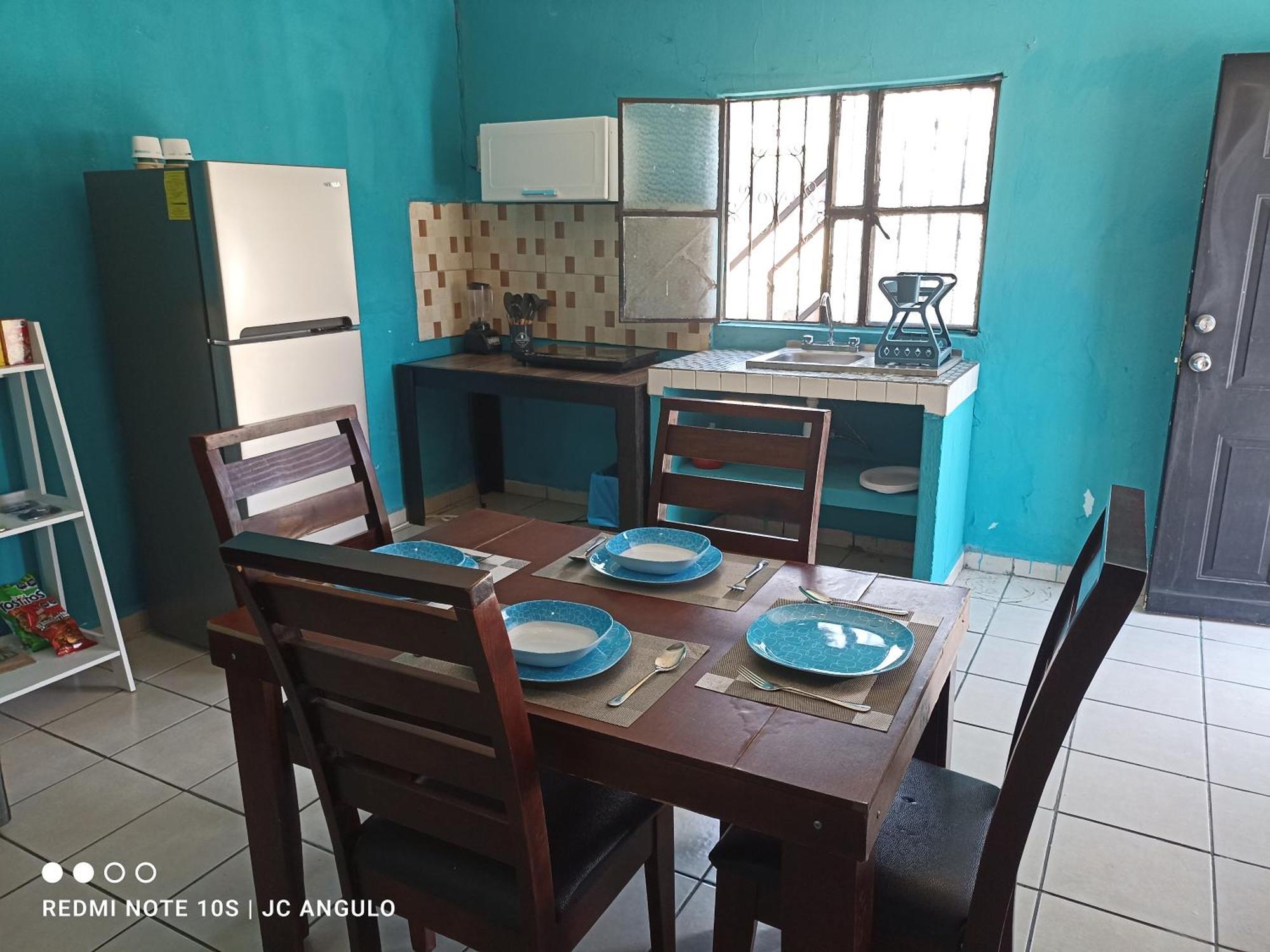 Casa Sencilla, Primer Piso Bien Ubicada * Mazatlán