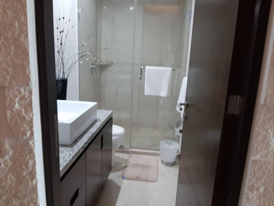 Peninsula Tower 4 Bedrooms Beachfront Sea View *