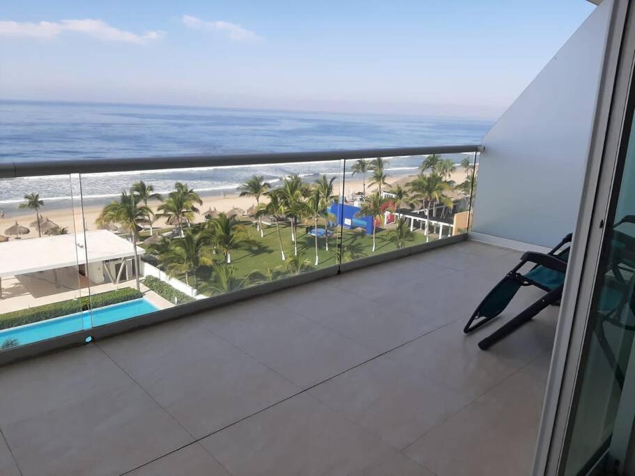Peninsula Tower 4 Bedrooms Beachfront Sea View *