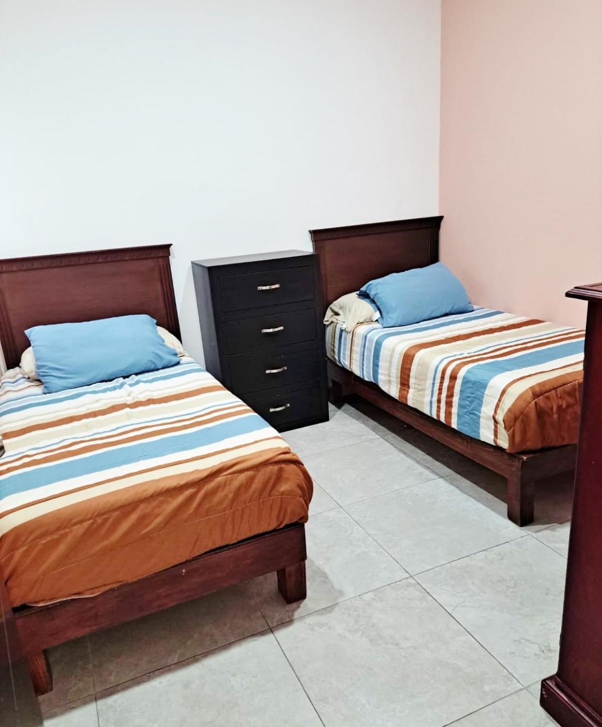 Lomas De - Zona Dorada Y 1 Min Playas Apartamento