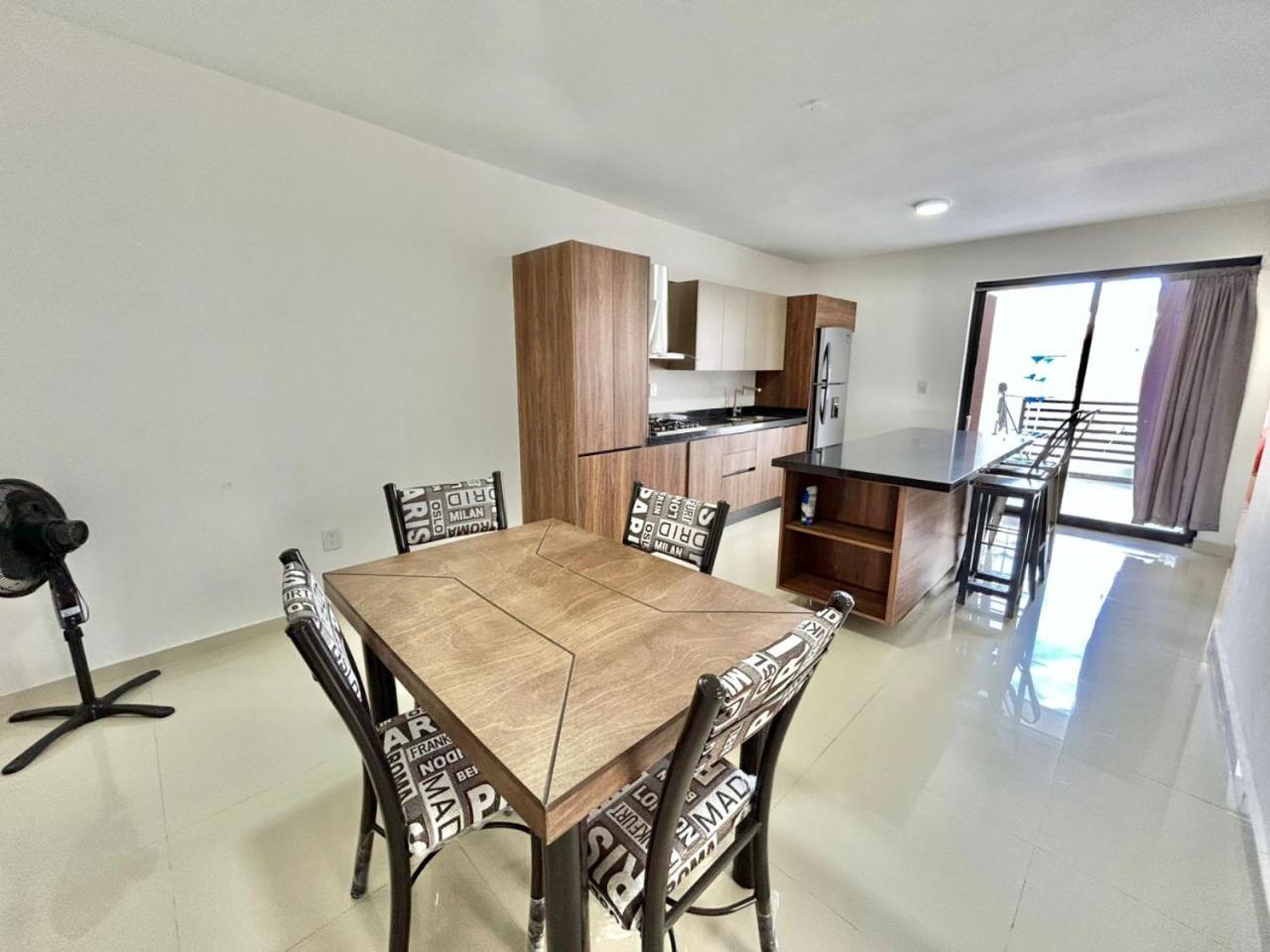 Apartamento Muy Cerca De Zona Dorada Y Centrico , By G P S Rentas