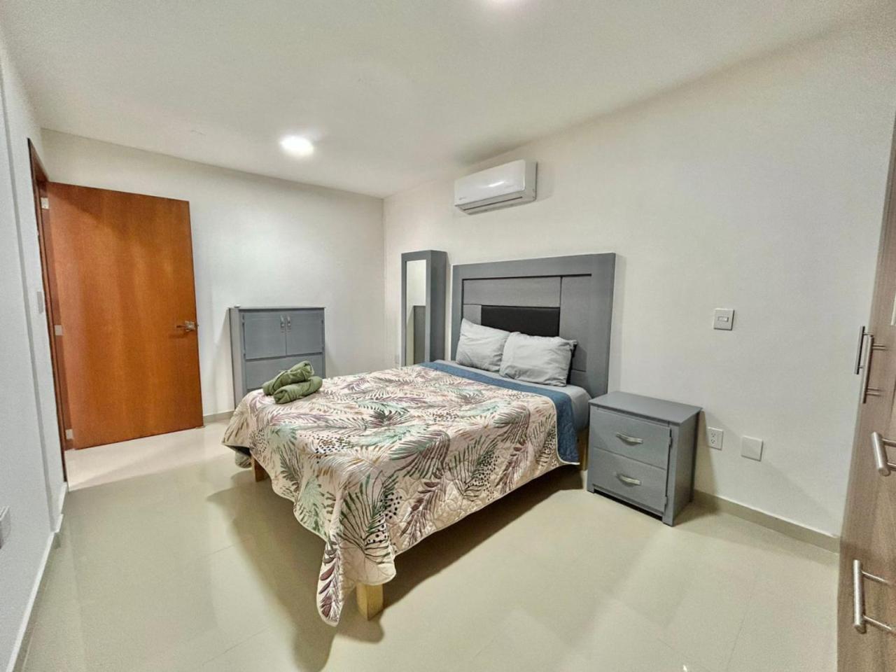 Apartamento Muy Cerca De Zona Dorada Y Centrico , By G P S Rentas *