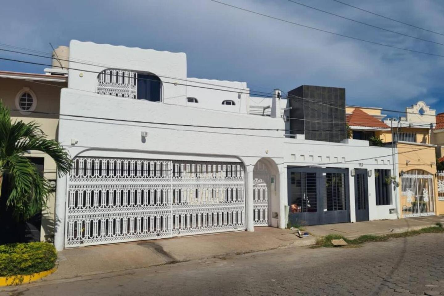 Сasa de vacaciones Casa 16 Personas 7 Cuadras Playa *