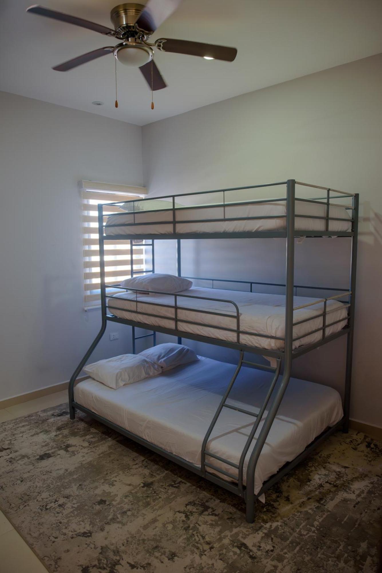 2br/2ba 1 Block To Ocean! - Unit 6