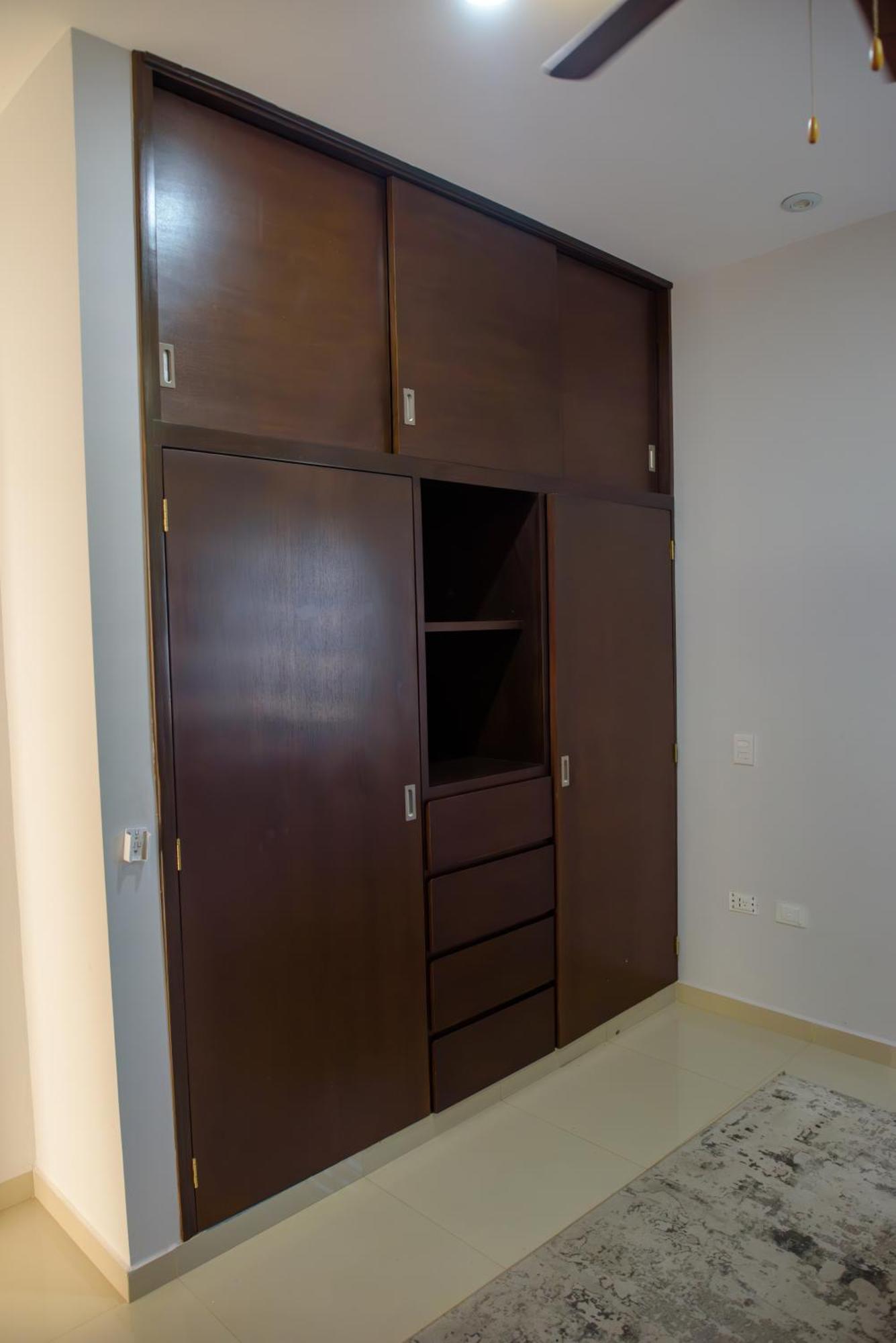 Apartment 2br/2ba 1 Block To Ocean! - Unit 6 *