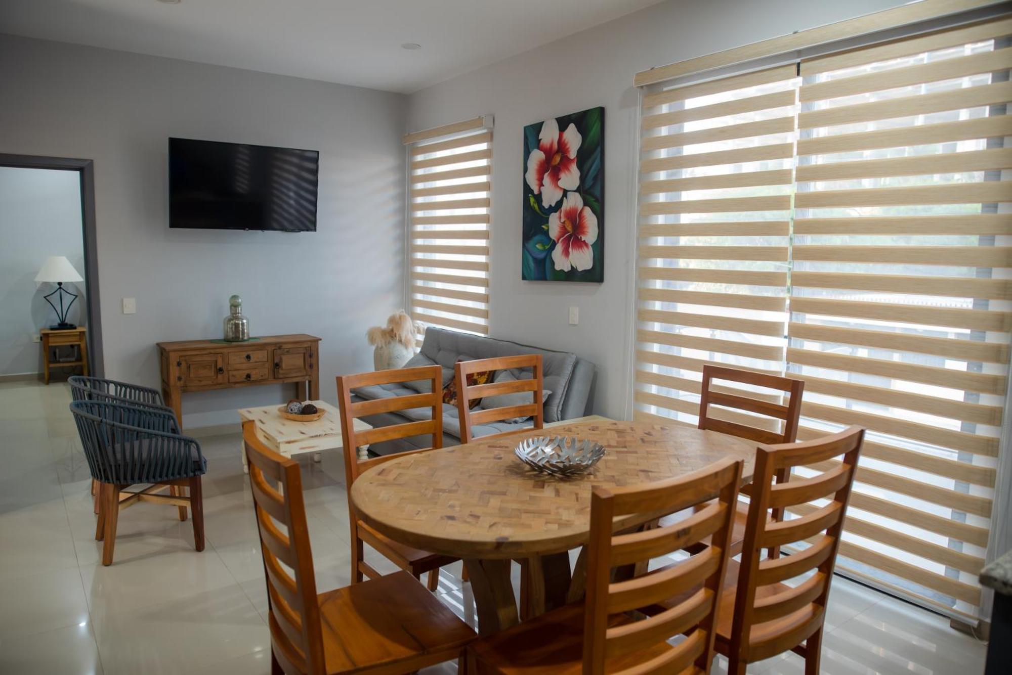 2br/2ba 1 Block To Ocean! - Unit 3 Mazatlan