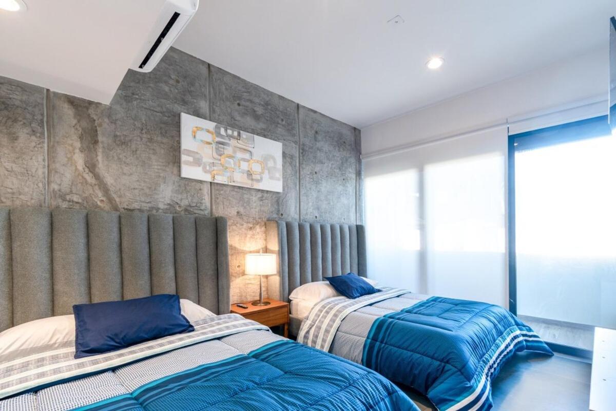 Stylish In The Heart Of The Malecon Apartamento