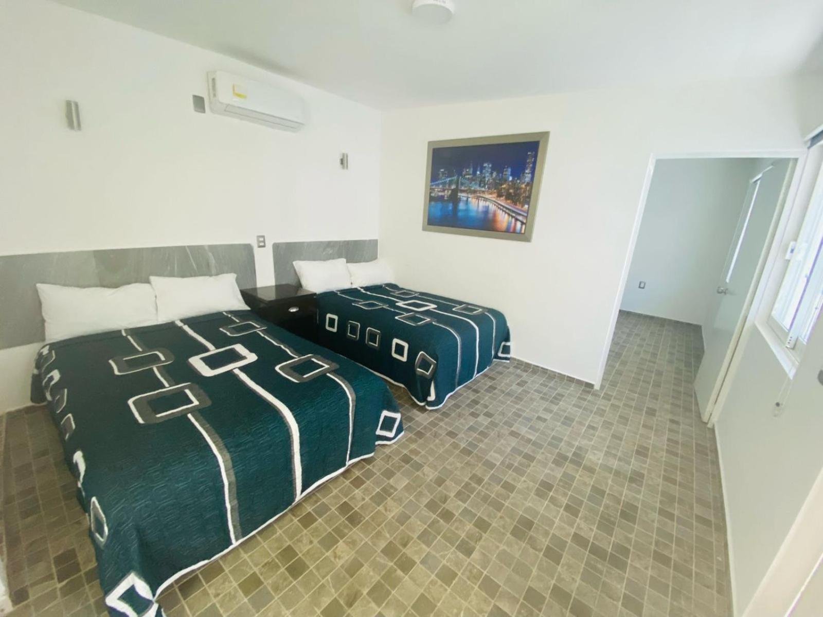 Hotel Blue &