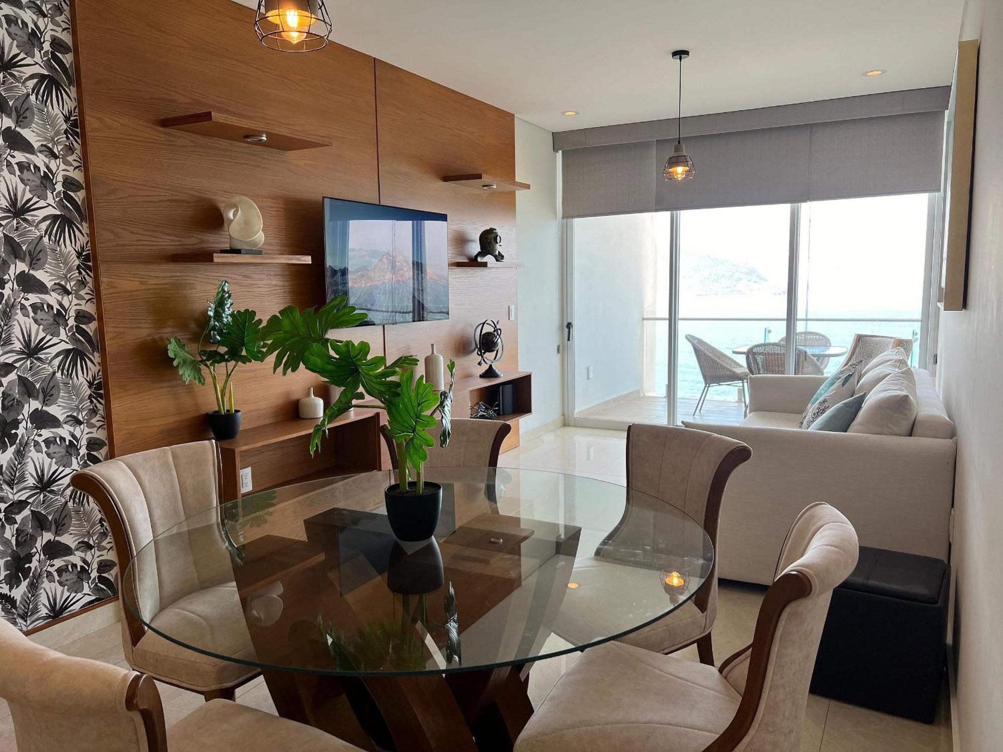 Departamento En Con Acceso A La Playa Y Alberca Comun #704 Torre Norte * Mazatlán