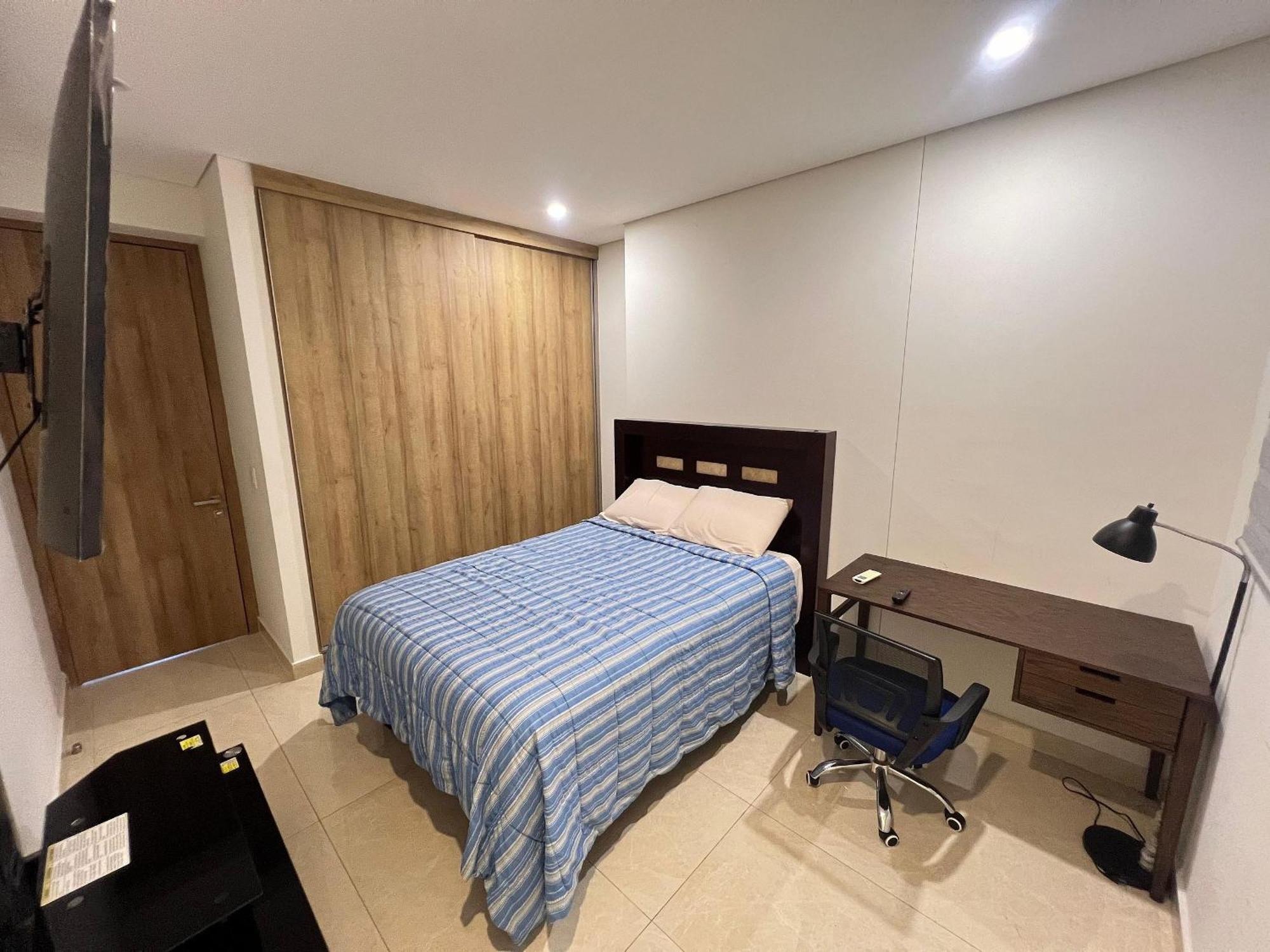 Departamento En Con Acceso A La Playa Y Alberca Comun #704 Torre Norte *