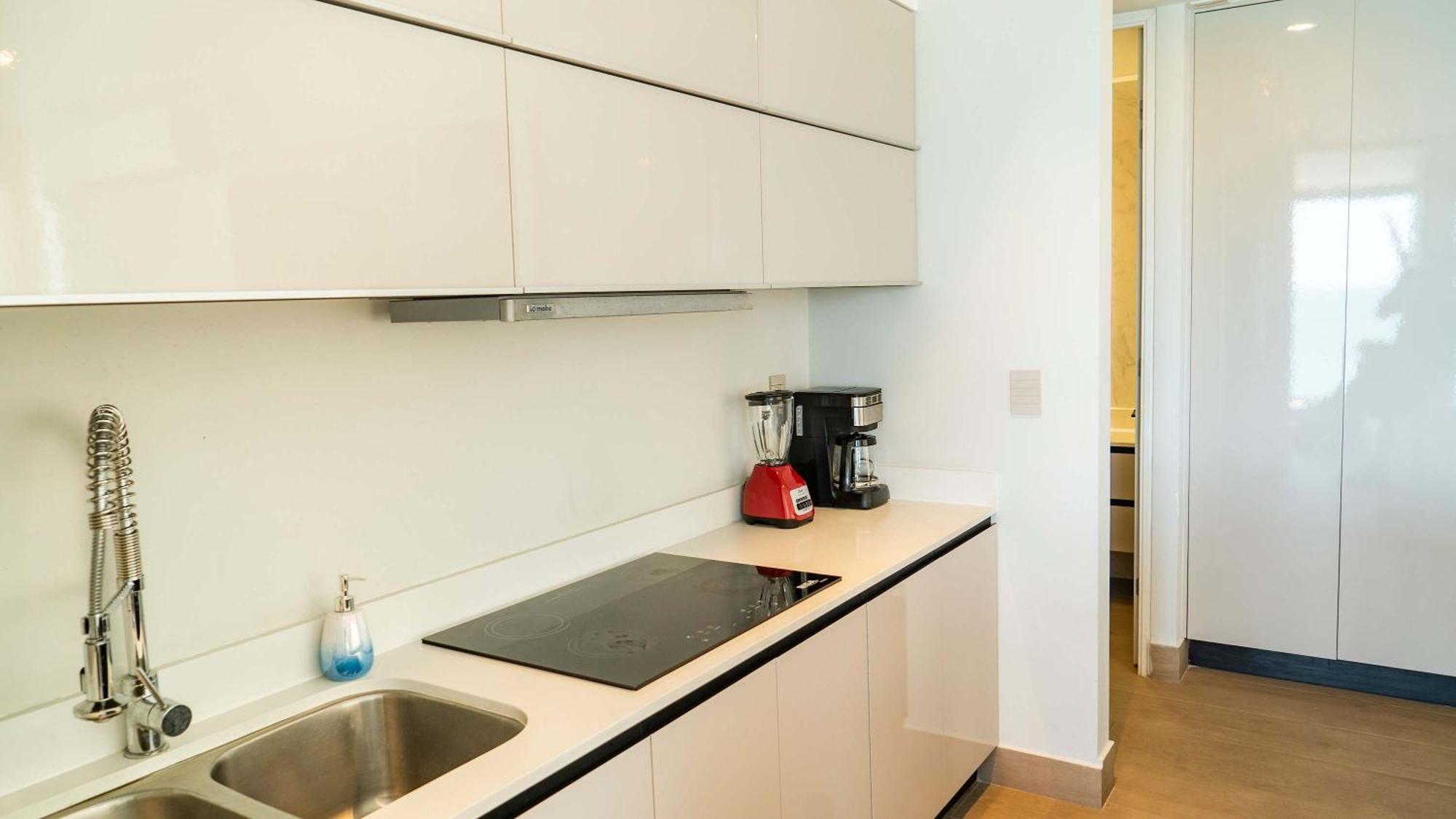 Apartamento On The Malecon 2 Bedroom Ocean View