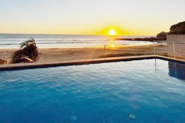 Playa & Waterfront Heated Alberca *