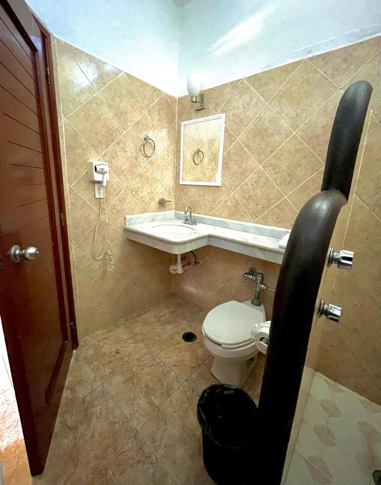 La Palapa Hotel 2*