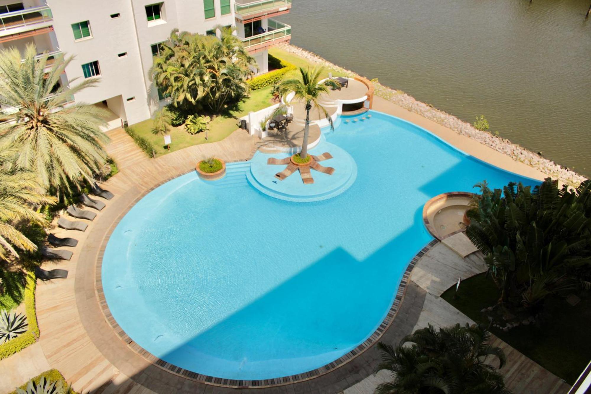 Apartment Con Bonita Vista Del Puerto Deportivo De G P S Rentas *