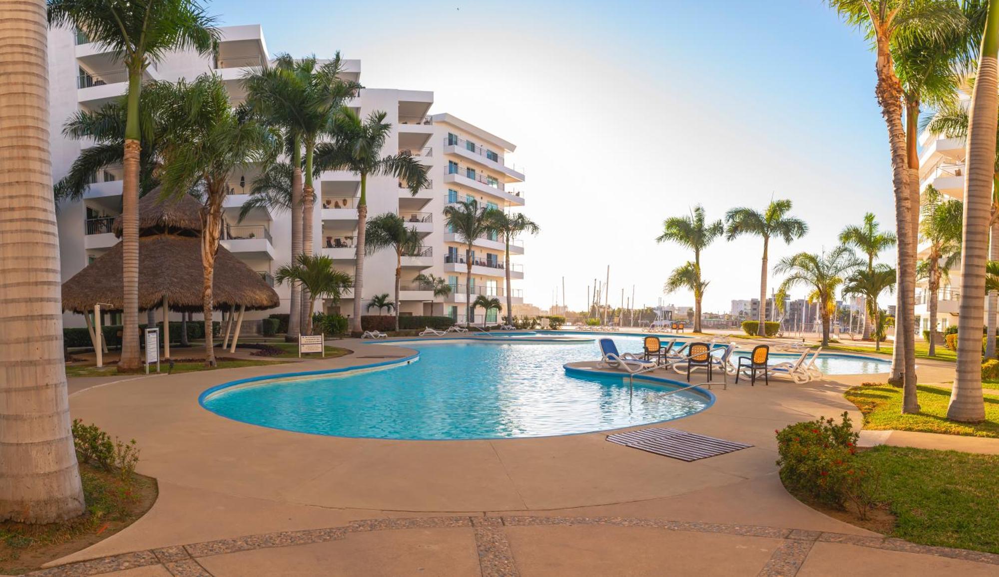 Frente A La Marina Y Super Vista By G P S Rentas Mazatlán