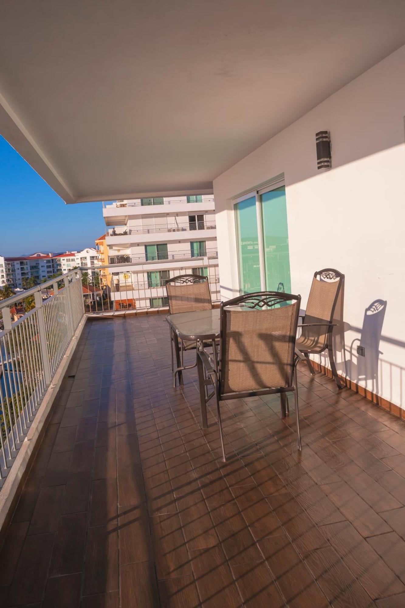 Frente A La Marina Y Super Vista By G P S Rentas Apartamento