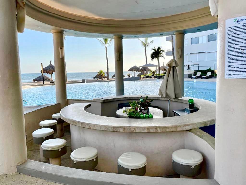 Apartamento A Pie De Playa Con Alberca Jacuzzi Vista Al Mar *