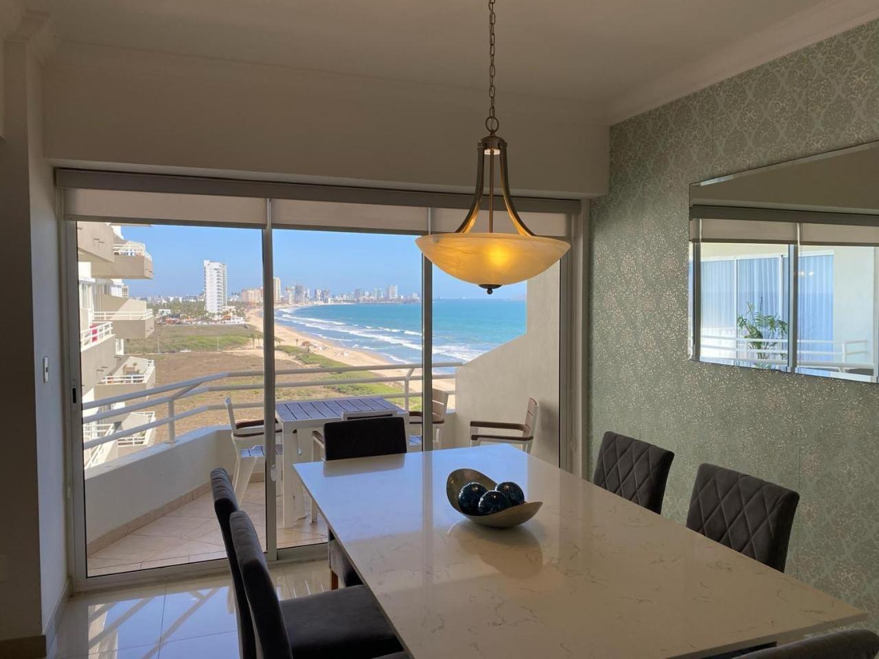 Apartamento A Pie De Playa Con Alberca Jacuzzi Vista Al Mar Mazatlán