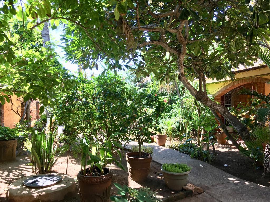 El Sol La Vida Front B/b Adults Only