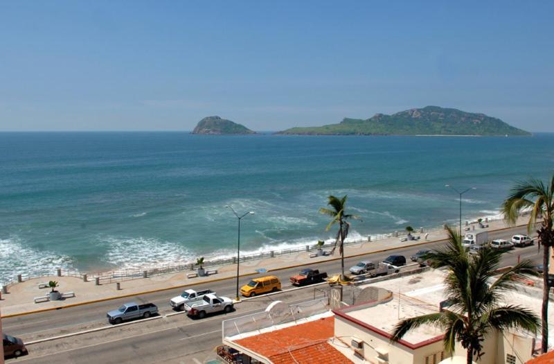 Del Real & Hotel