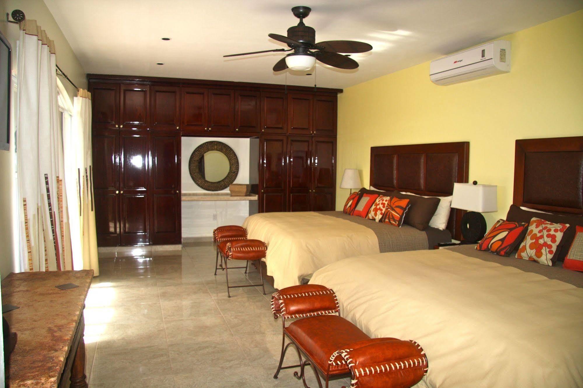 El Sol La Vida Front B/b Adults Only