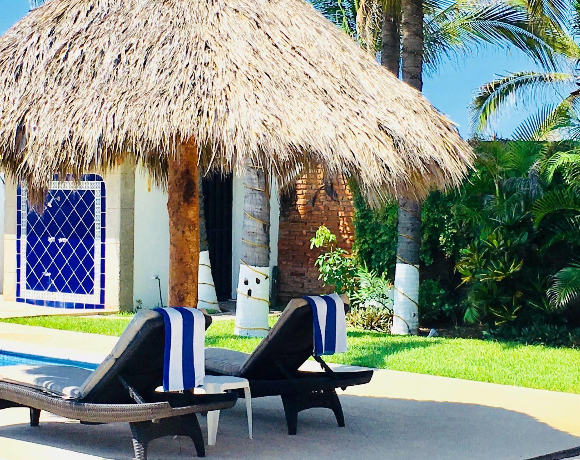 El Sol La Vida Front B/b Adults Only
