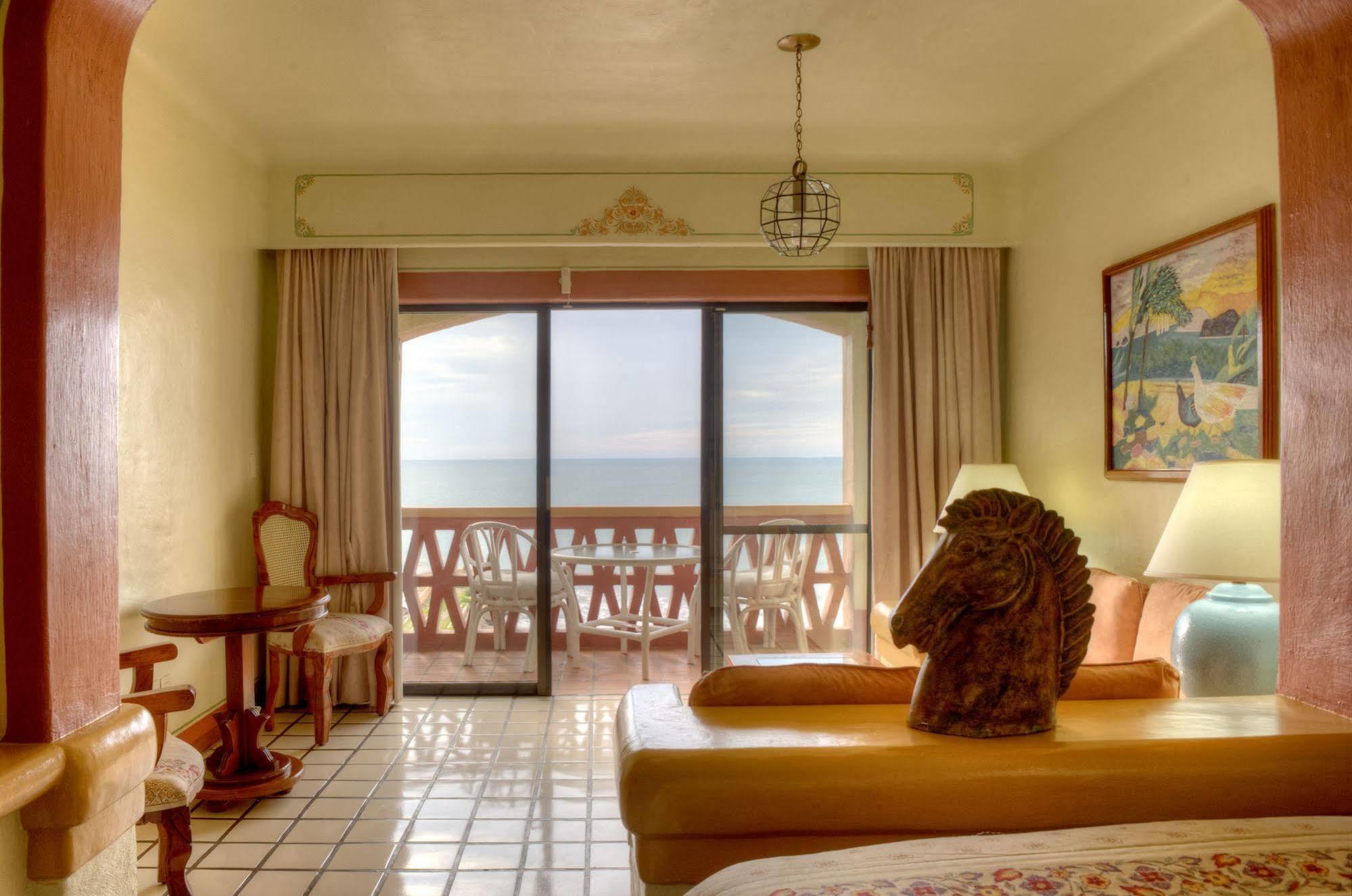 Resort Pueblo Bonito - 4*