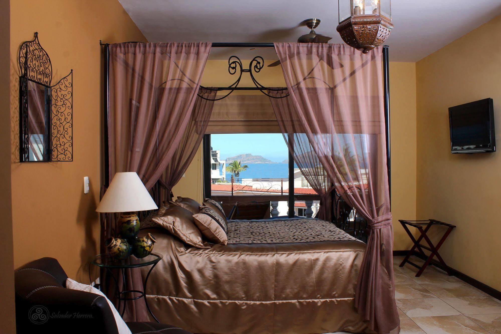 7 Maravillas Adults Only Mazatlan