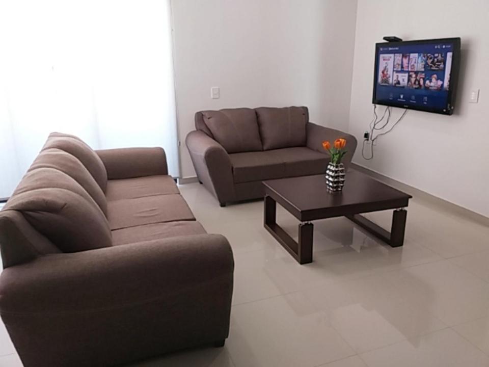 Apartment Renta Vacacional A 2 Cuadras De La Playa O Malecon De