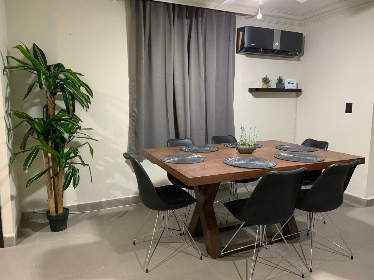 Zona Dorada: Amplio Departamento 12