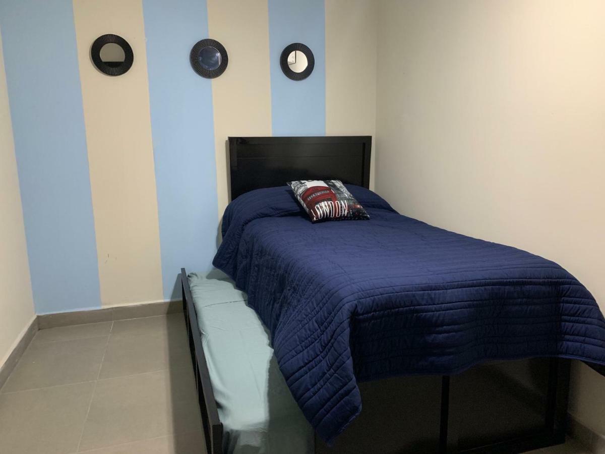 Zona Dorada: Amplio Departamento 12 * Mazatlán